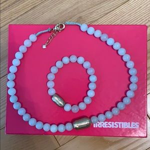 Matching Bracelet and Necklace Set